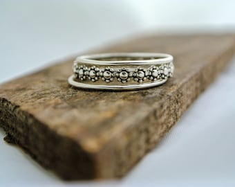 Daisy Ring Flower Ring Sterling Silver BOHO Stacking Rings Silver Stacking Ring Set Daisy Chain Woodland Ring Gift For Her Womens Gift