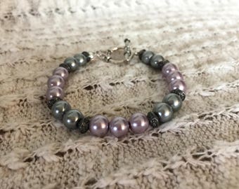 Dusty purple and gray pearl bracelet