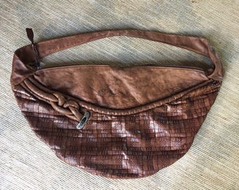 1970's or 1980's brown genuine leather hobo bag, Brand- Aruba Bags