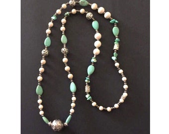 Long green necklace - Long beaded necklace - Green bead necklace - Long gemstone necklace - Green gemstone necklace - Beaded wrap necklace