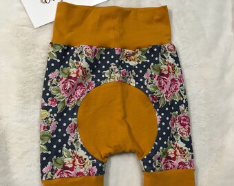 Floral shortie
