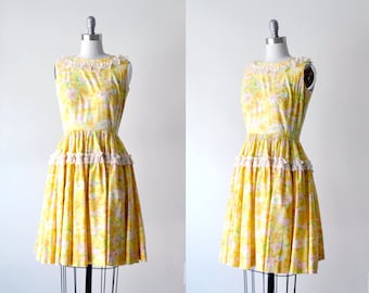 60's yellow dress. floral print dress. 1960's ruffle dress. full. s. 60 vintage dress.