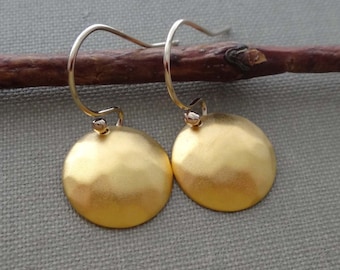 Gold round earrings, gold disc earrings, vermeil disc earrings, gold coin earrings, hammered gold disc domed gold disc gold vermeil earrings