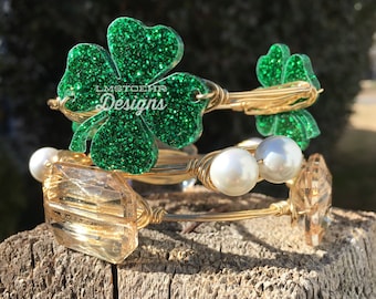 LUCKY CHARMS Bangle Stack || Shamrock Bangle || St. Patrick's Day || Don't Get Pinched || Wire-wrapped Bangles || Glitter Shamrock Bangles