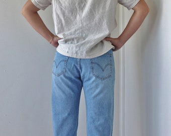 501 LEVIS Denim Jeans / Size 12 / Button Closure / W 34