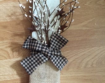 Primitive wall decor