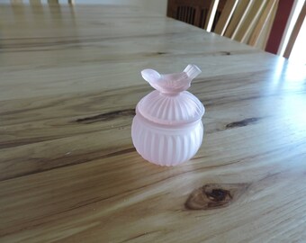 VIntage Trinket Box, Mid-Century Frosted Pink Glass Trinket Box, Vintage Trinket box with Bird Lid, Ribbed Glass Trinket Box with Bird Lid
