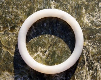 Chinese Lavender Jade Bangle Bracelet