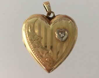 Vintage Art Deco Solid 14k Yellow Gold Heart Locket Set w Diamond. Circa 1920s.  3/4 inch. Antique.
