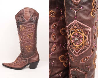 beaded western boots // faux leather // sz 7.5