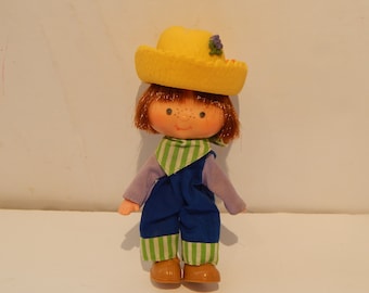 Vintage Strawberry Shortcake Huckleberry Pie Doll First Edition Flat Hands Kenner 1980s