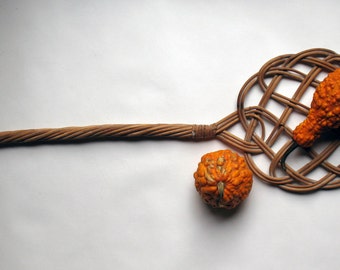 French Rattan Carpet Beater Wicker Primitive Woven Rug Beater Carpet Whip Cane Wicker Carpet Original Plaiting French Farmhouse