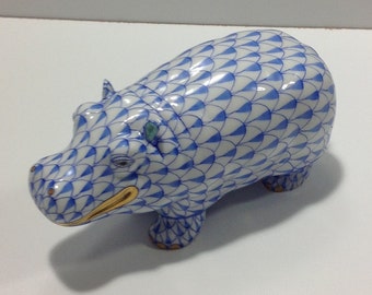 Vintage Herend Hippo Blue Fishnet design Hippopotamus Handpainted 15332 VHB Ft. 97 Hvngary