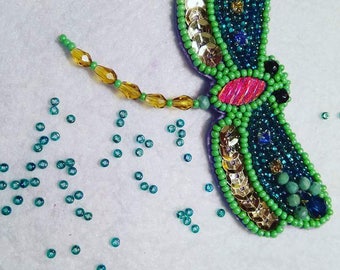 A brooch is a "dragon-fly"