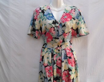 Vintage Floral Summer Dress,Colorful Flower Print Dress,Short Sleeves Waist Ribbon Viscose Dress,Buttons Front Midi Dress Size D 42,GB 16