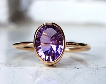 Gold ring - amethyst ring - natural amethyst - purple gemstone - handmade jewelry - art jewelry - simple ring - elegant ring - mineral