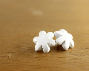 Metal Buttons - White Flower Metal Shank Buttons , 0.39 inch , 10 pcs
