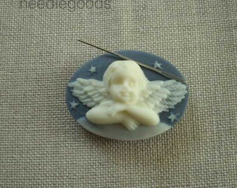 Angel needle minder cherub needle magnet needle holder cameo