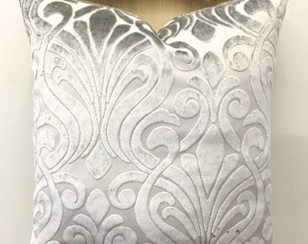 Silver Grey Velvet Pillow Cover Grey Pillow, Velvet Pillow, Luxury Pillows, Decorative Pillow, Velvet Cushion, Grey Velvet Pillow Covers