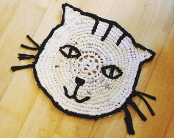 Cat carpet HANDMADE from Recycled T-SHIRTS