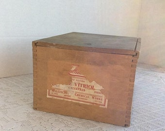 Fathers Day Sale Wood Dove Tail Sliding Lid Box / Vintage Wooden Apothecary Box by Mallinckrodt Chemical Works