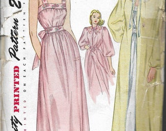 Vintage 1946 Simplicity 1798 Nightgown & Negligee Sewing Pattern Size 14 Bust 32"