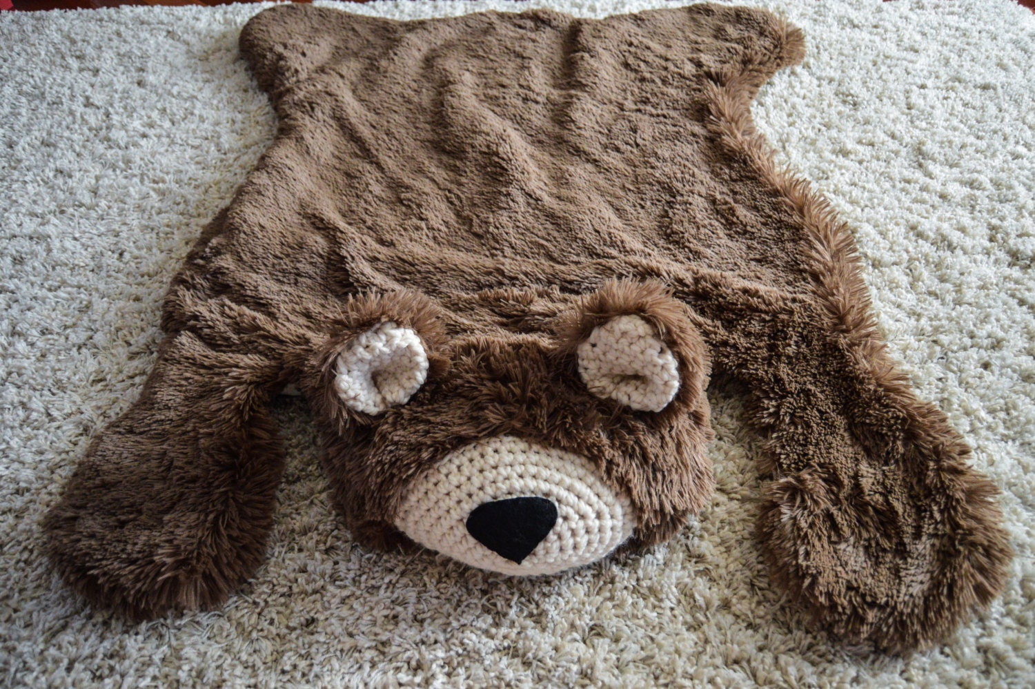 Nursery Rug / Bear Rug / woodland nursery / Baby room decor