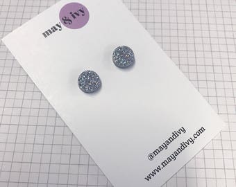 Holla Graphic Stud Earrings