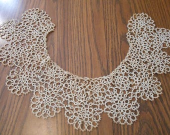 Vintage look Tatted Dress or Sweater Collar