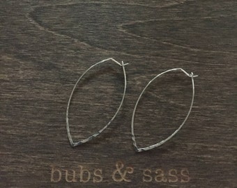 Hammered Marquis Wire Earring. Hoop Earring. Almond Shaped Earring. Marquis Earring.