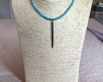 turquoise leather choker w/ spike