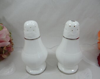 Vintage Hammersley English Bone China Salt and Pepper Shaker Set - Classic and Elegant