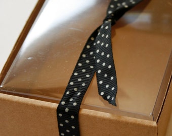 Heavy Kraft Cardboard Boxes set of 20 - Clear Top - Perfect Size for Gifts or Packaging - 6 1/2" x 5-5/8" x 2-1/8" Medium