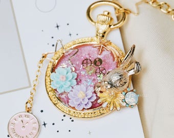 Handmade Antique resin Charm Pendant Necklace Mr.Rabbit Alice in Wonderland Ver.1