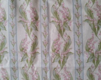 Vintage Pretty Lilly of the Valley Print Pillowcase