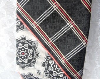 Cool Vintage dunlap-nadlers beau brummel 70's Wide Neck Tie Floral Plaid Striped