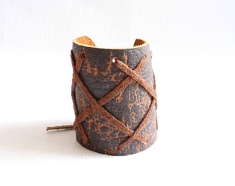 Leather cuff-Leather bracelet-Kenyan bracelet-African bracelet-Maasai bracelet-Masai bracelet-African jewelry-Kenyan bracelet-Maasai jewelry