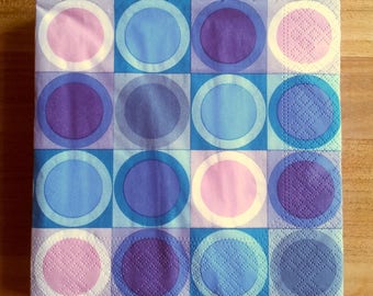 Pack of 20 paper napkins circles