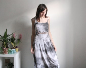 Vintage grey tie dyed maxi dress