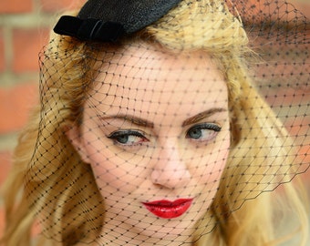 Fascinator Veil Black, Vintage Style Headdress, Black Veiling Headpiece, Valentines Day Gift, Wedding Guest Outfit, Burlesque Hairstyle Net
