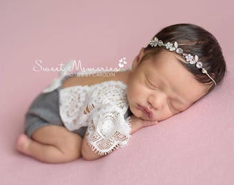 Newborn Gray Lace Romper, Baby Girl, Clothing, Lace, Gray, sweater knit, Photography Prop, Newborn Clothing