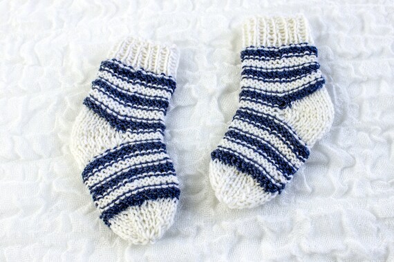 Knitting Pattern Classic Striped Socks Newborn Baby Socks