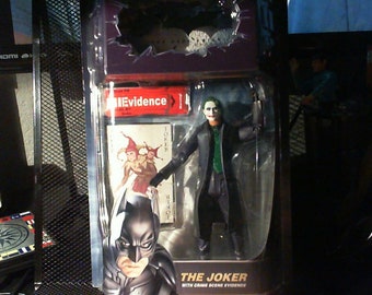 Batman The Dark Knight The Joker with Crime Scene Evidence Action Figure