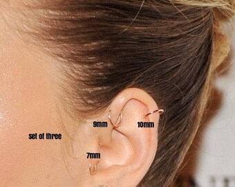 Tiny Gold Earrings-Gold Earrings-Tiny Earrings-Stud Earrings-Tiny Stud Earring-Minimalist Earrings-Gold Stud Earrings-Tiny Gold studs