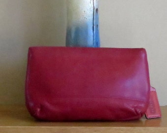 Dads Grads Sale Coach Cosmetic Case Large In Red Leather With Brass Hardware Style No. 7172- Made In Costa Rica-VGC