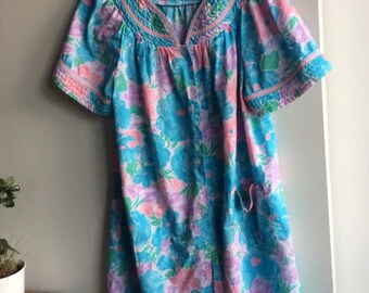 1960s Floral Housedress (aka Vintage MuuMuu!)