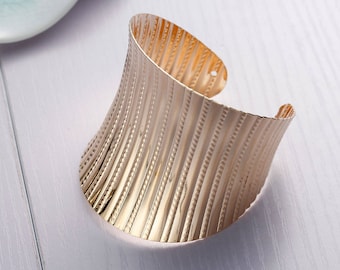 Trendy gold wide cuff - SC78321 bracelet.