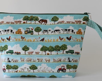 Medium zipped wedge project bag farm stripe