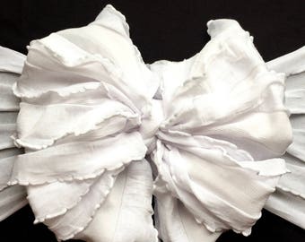 White ruffle messy bow, messy bow, messy ruffle bow, messy bow headband, messy headband, baby headband, ruffle bow, mini messy bow