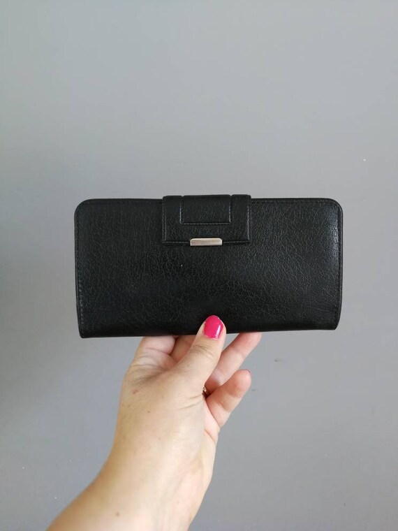 70s black faux leather wallet / black 70s purse / 1970s coin purse / fold over coin purse / 70s black wallet purse